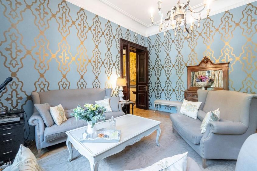 Apartament cu 4 camere circular în Calea Victoriei