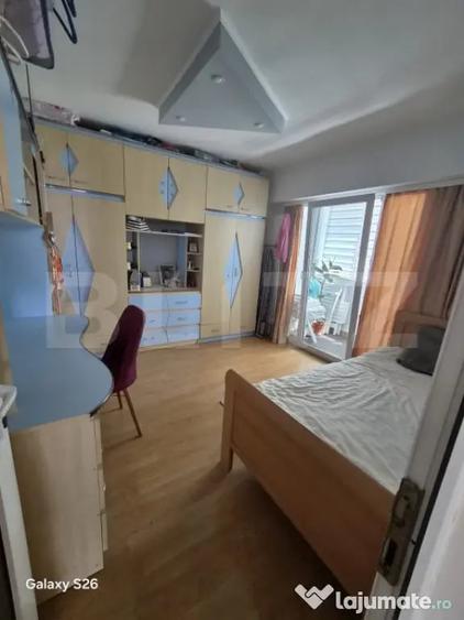 Apartament cu 3 camere decomandat în Burdujeni