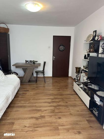 Campina - ap. 2 cam - et 1/mobilat - 63000 Euro - 7