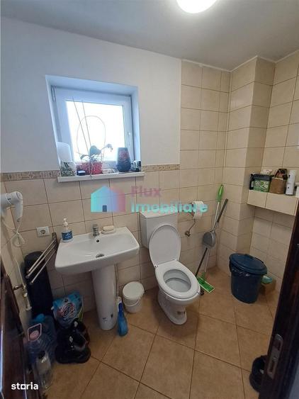Casă cu 4 camere în Bulai
