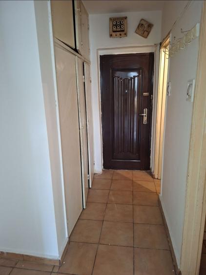 Garsonieră decomandată în Lucrețiu Pătrășcanu
