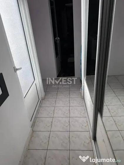 Apartament cu 3 camere decomandat în Baza 3