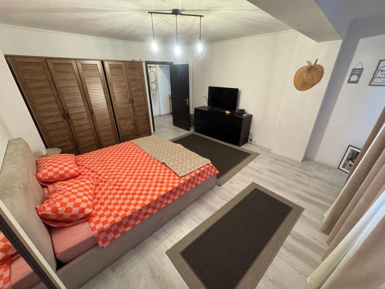 Apartament cu 2 camere decomandat, mobilat în Energia