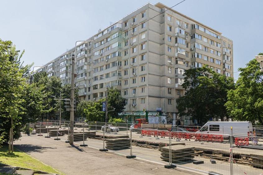Apartament cu 2 camere semidecomandat în Gara de Nord
