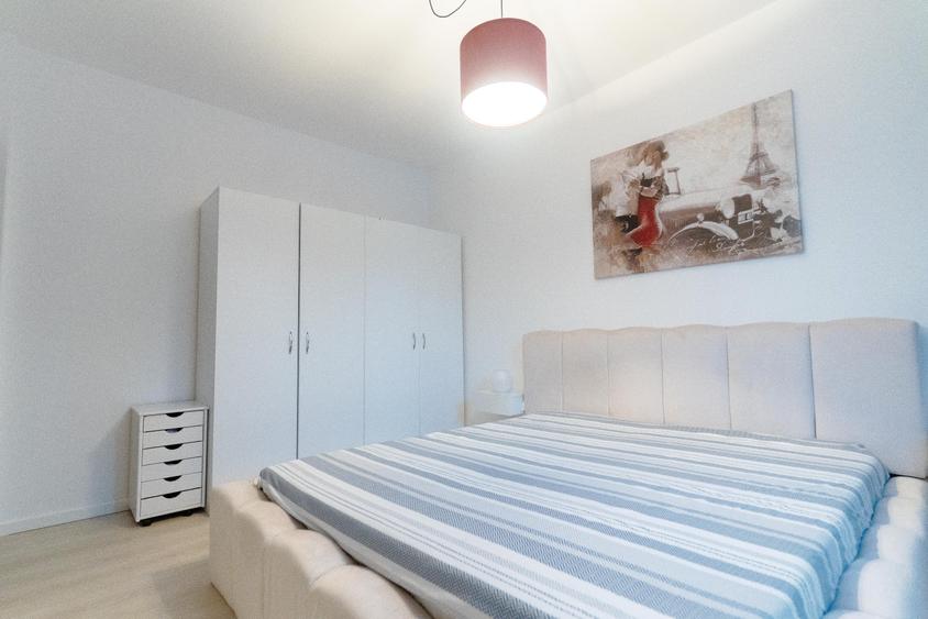 Casă individuală cu 4 camere cu Teren 300 Mp în Domnești
