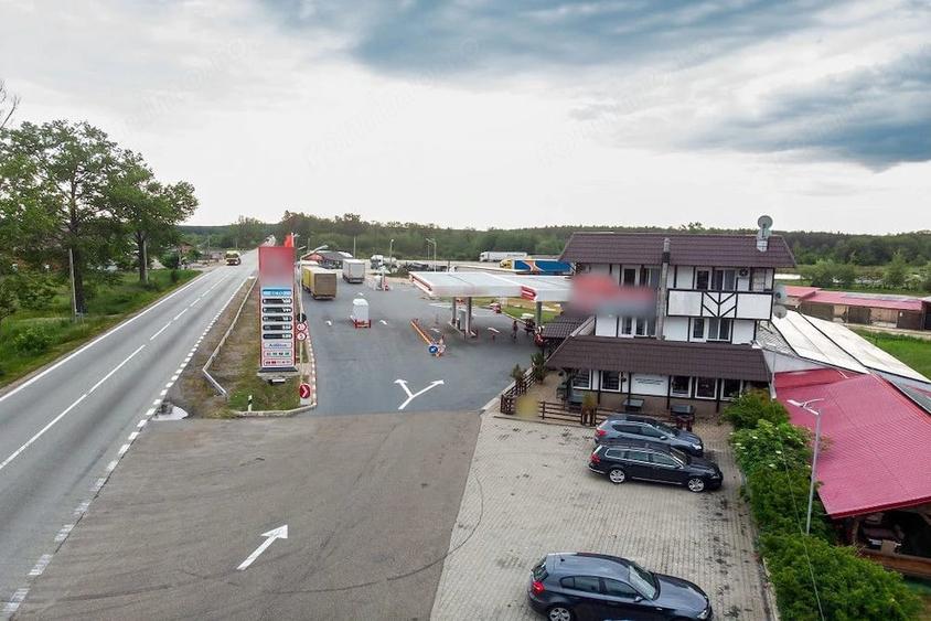 Spațiu comercial, de 855 mp, în Lintești