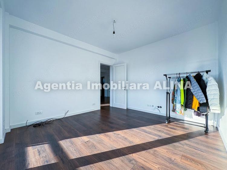 Apartament cu 2 camere decomandat în 22 Decembrie