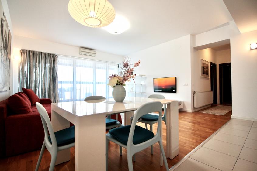 Apartament cu 3 camere decomandat, mobilat în Pipera