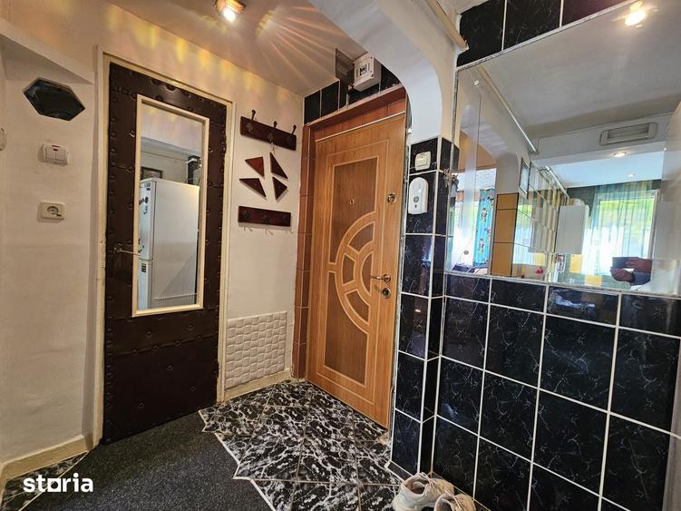 Apartament cu 2 camere decomandat în Bejan
