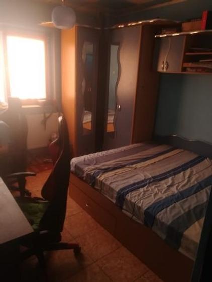 Apartament cu 2 camere semidecomandat în P-ța Muncii