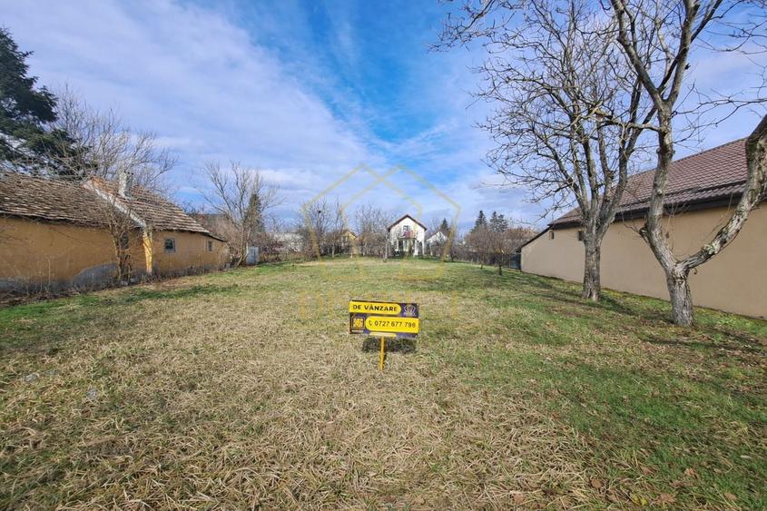 Teren Construcții intravilan de 1079 mp, în Giarmata
