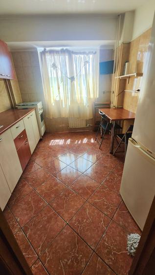 Apartament cu 2 camere semidecomandat în Militari