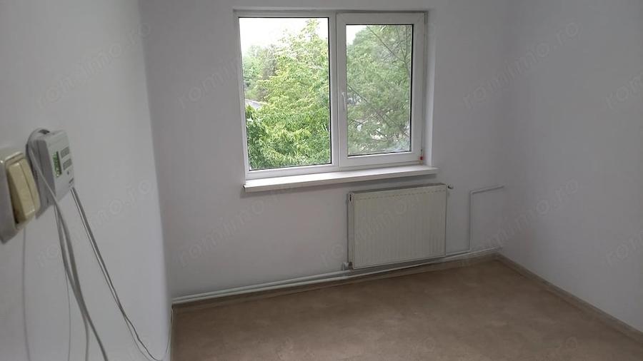 Apartament cu 2 camere semidecomandat în Nord