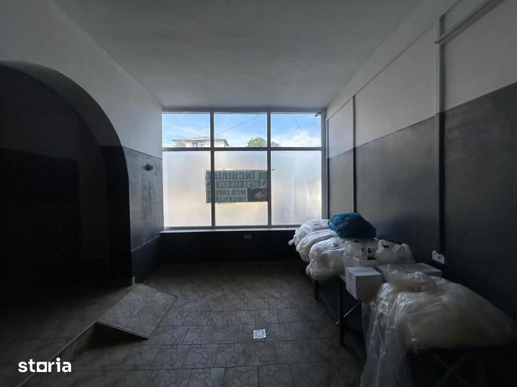 Spațiu comercial, de 30 mp, în Central