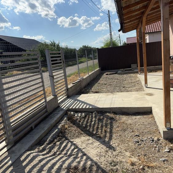 Casă cu 4 camere în Boțârlău