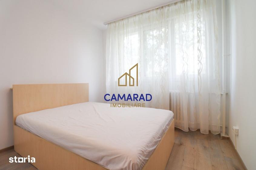Apartament cu 4 camere decomandat în Drumul Taberei