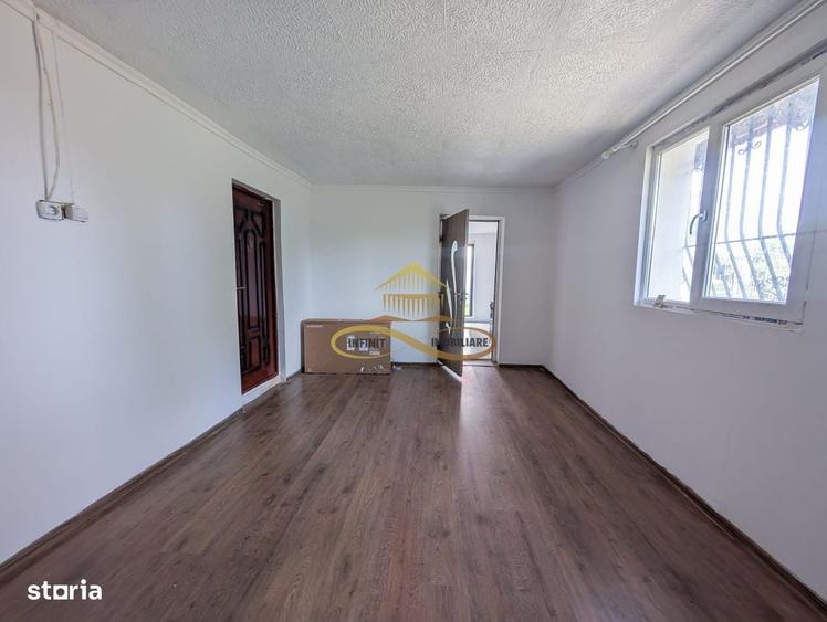 Casă cu 3 camere în Bogata