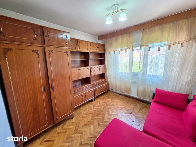 Vand apartament cu 2 camere decomandat in Calea Lipovei 78.000 euro - 10
