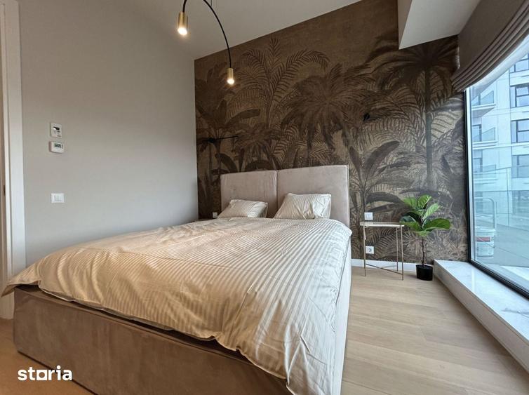 Apartament cu 3 camere, mobilat în Tei