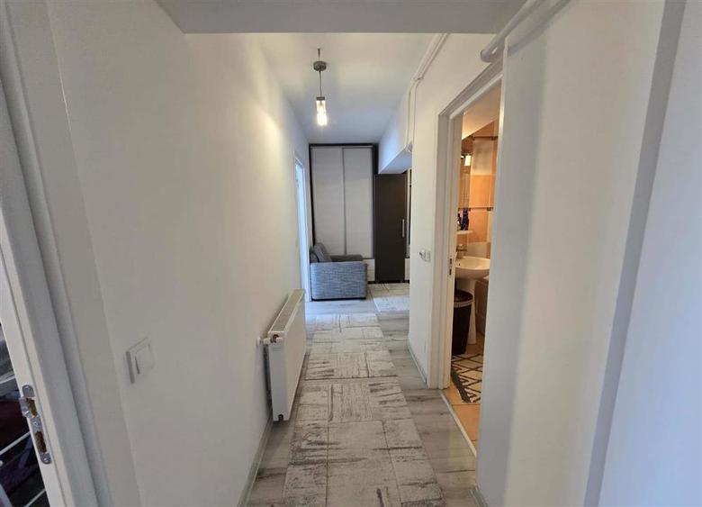 Apartament cu 2 camere decomandat, mobilat în Universității