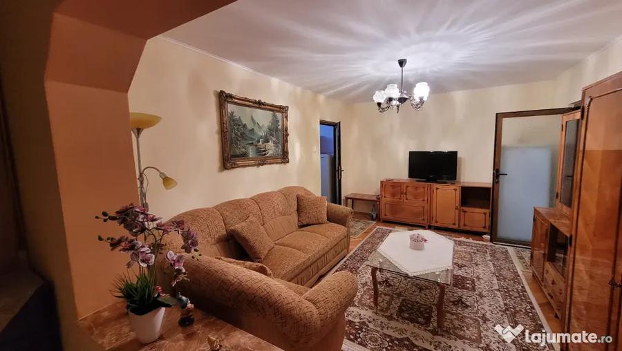 Apartament cu 2 camere semidecomandat în Micălaca