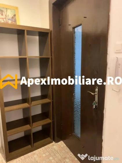 Apartament cu 3 camere decomandat în Armeneasca
