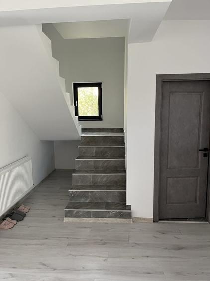 Casă cu 4 camere în Holboca