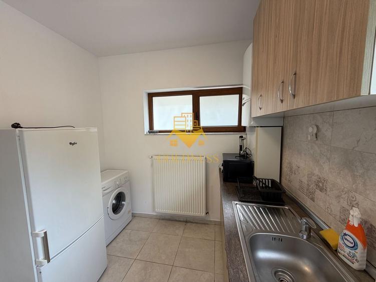 Duplex cu 5 camere cu Canalizare în Andrei Mureșanu