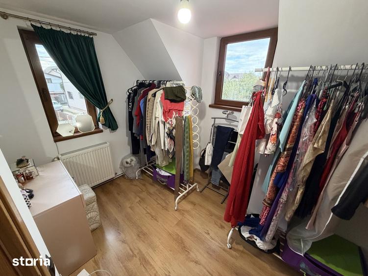 Casă cu 4 camere cu Teren 501 Mp în Domnești