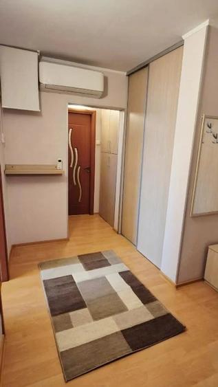 Apartament cu 2 camere decomandat în Km 5