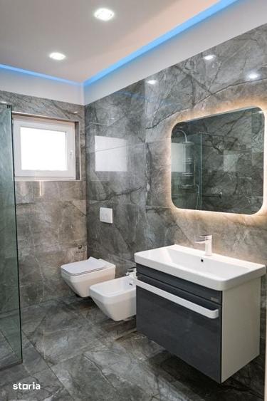 Casă cu 5 camere cu Teren 207 Mp în Central