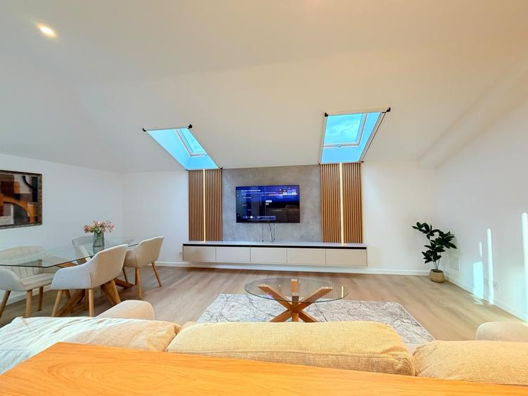 Apartament cu 3 camere decomandat în 1 Mai