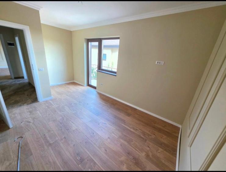 Duplex cu 4 camere cu Teren 300 Mp în Dumbrăvița