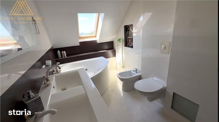 Apartament cu 5 camere în Central