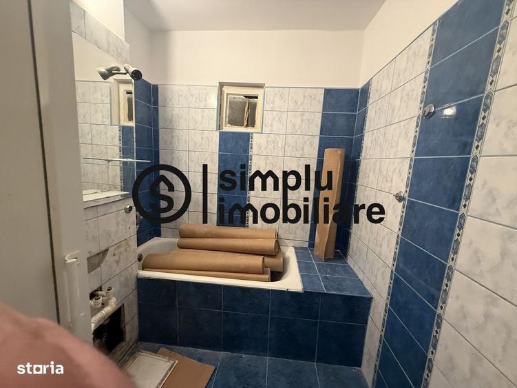 Apartament cu 4 camere decomandat în Valea Rosie