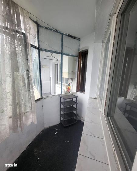 Apartament cu 2 camere decomandat în Cornișa