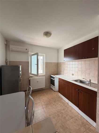 Apartament cu 2 camere decomandat, mobilat în Aviației