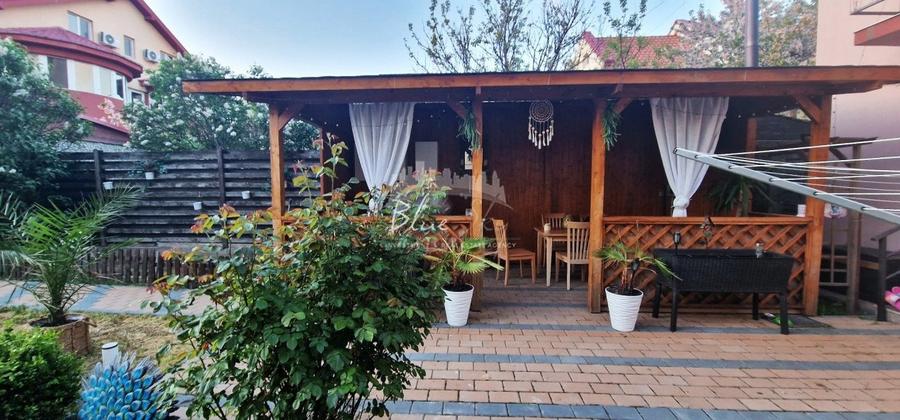 Casă individuală cu 5 camere cu Canalizare în Mamaia-Sat