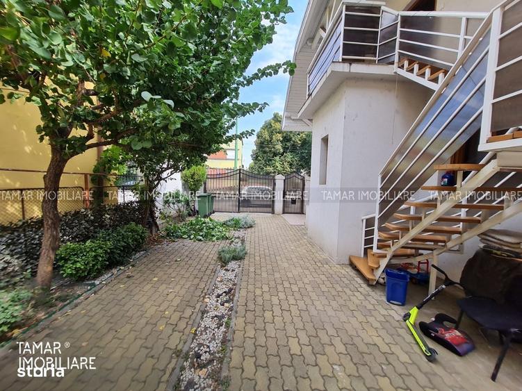 Spațiu comercial, de 250 mp, în Romanilor