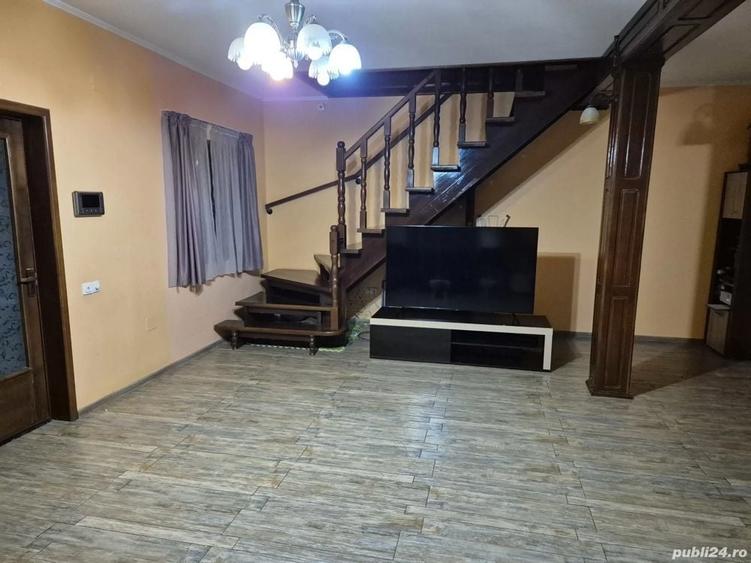Casă individuală cu 3 camere cu Canalizare în Cazasu
