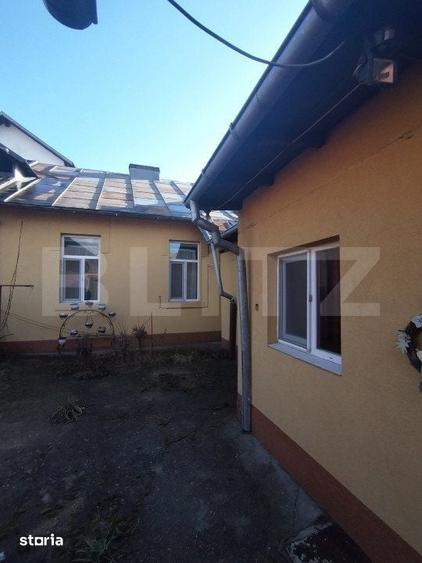 Casă cu 2 camere cu Teren 250 Mp în Moreni