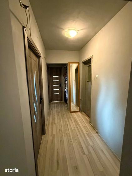 Apartament cu 3 camere decomandat în Republicii