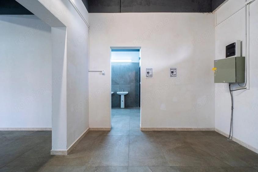 Spațiu comercial, de 280 mp, în Militari