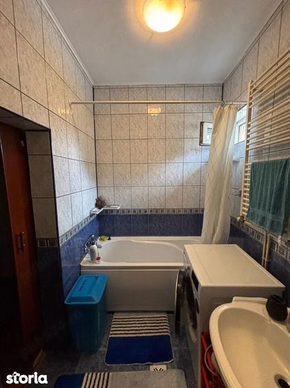 Apartament cu 2 camere nedecomandat în Centrul Civic