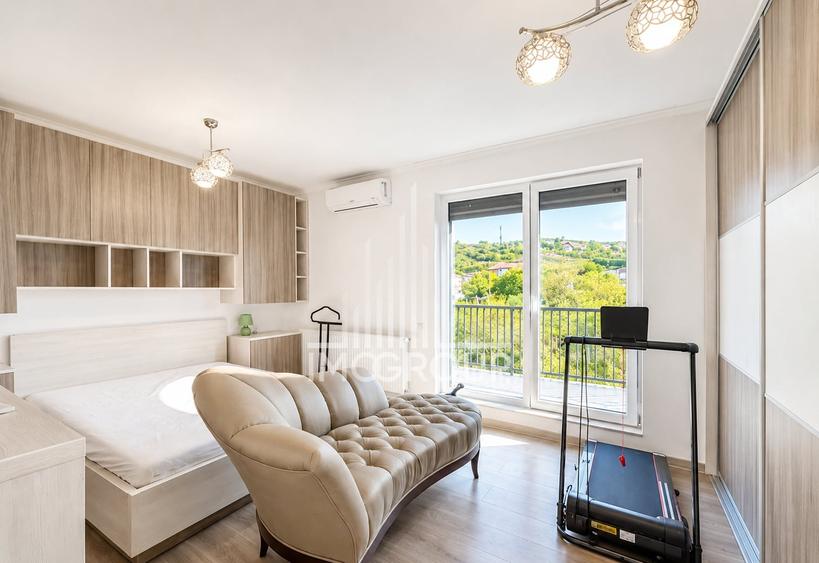 Duplex cu 4 camere cu Canalizare în Borhanci