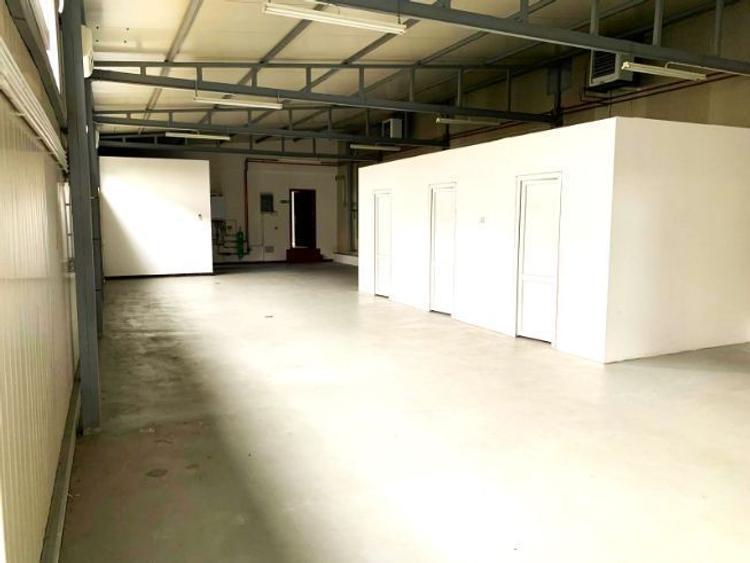 Spațiu comercial, de 430 mp, în Popești-Leordeni