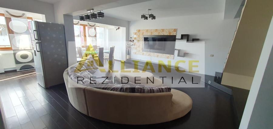 Apartament cu 5 camere decomandat, mobilat în Central