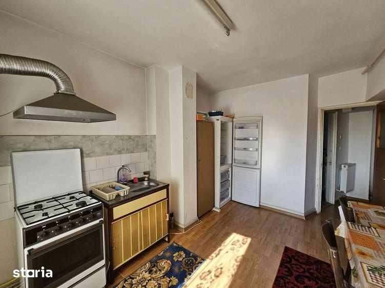 Apartament cu 2 camere decomandat în 9 Mai