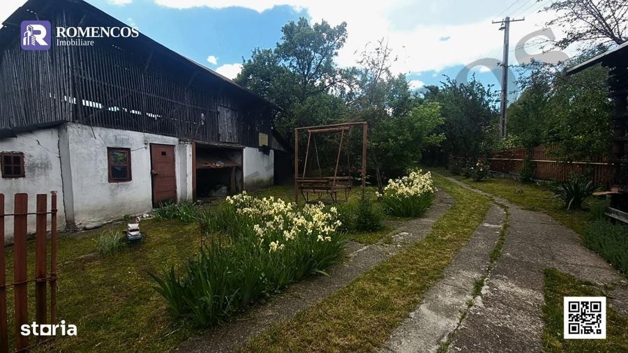 Casă cu 4 camere cu Teren 4100 Mp în Central
