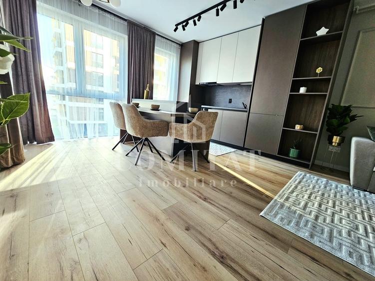 Apartament cu 2 camere semidecomandat, mobilat în Florești